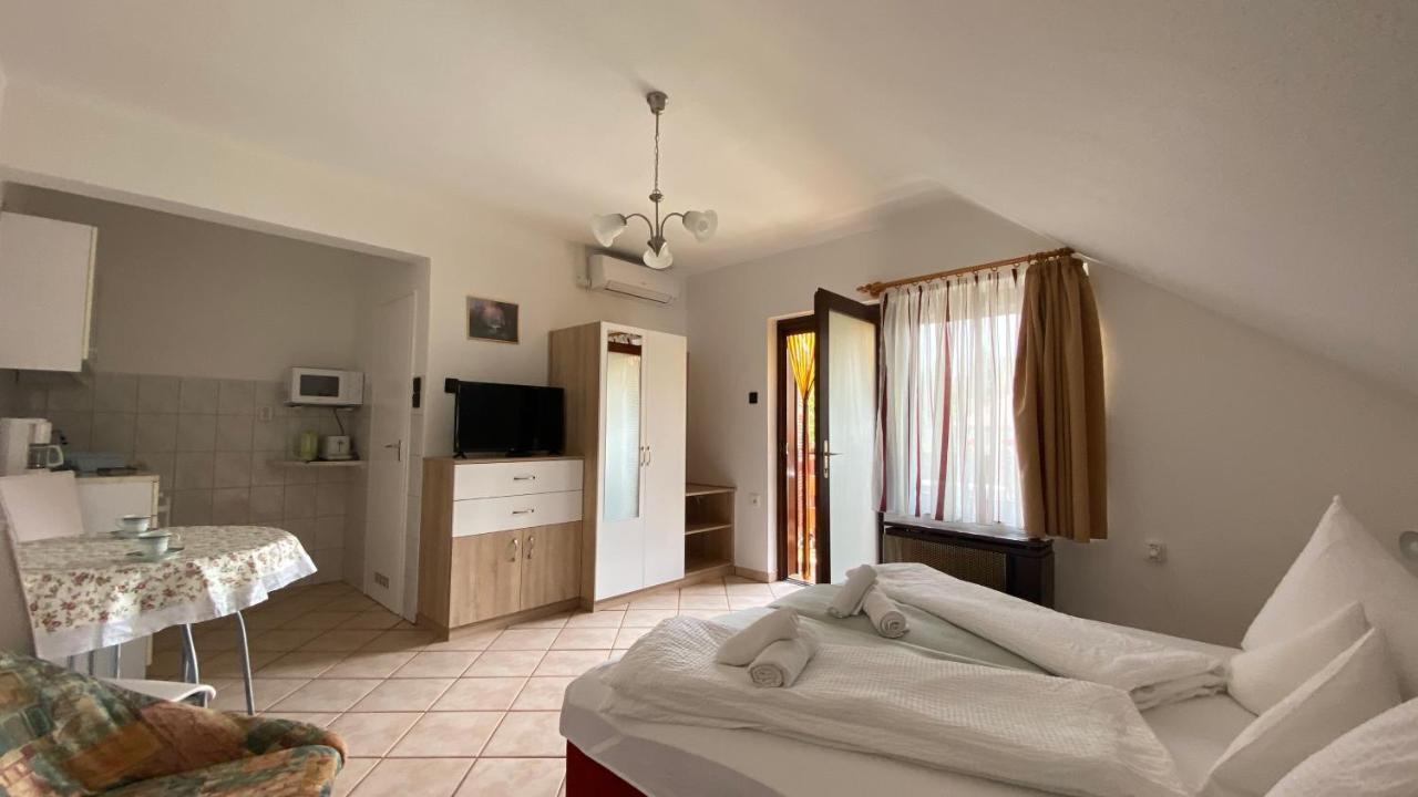 Erika Apartmanházak Hévíz Exterior foto
