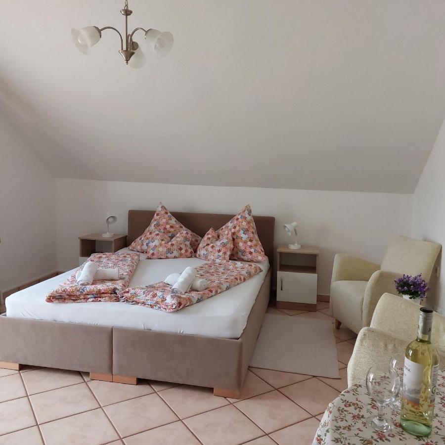 Erika Apartmanházak Hévíz Exterior foto