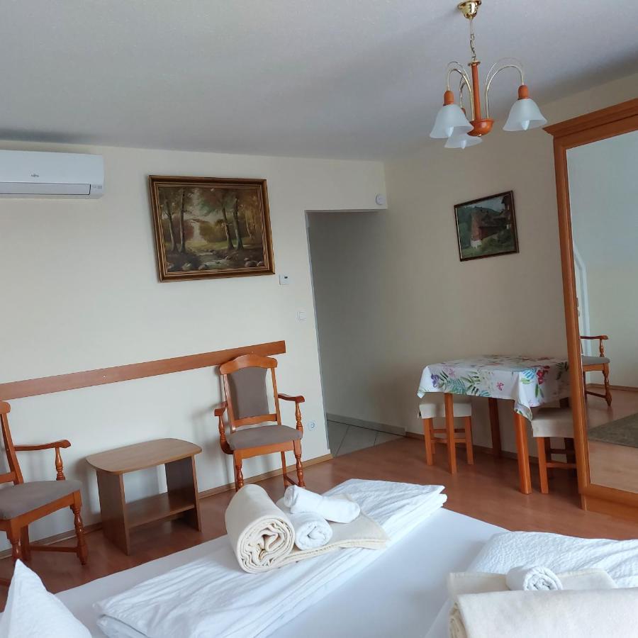 Erika Apartmanházak Hévíz Exterior foto