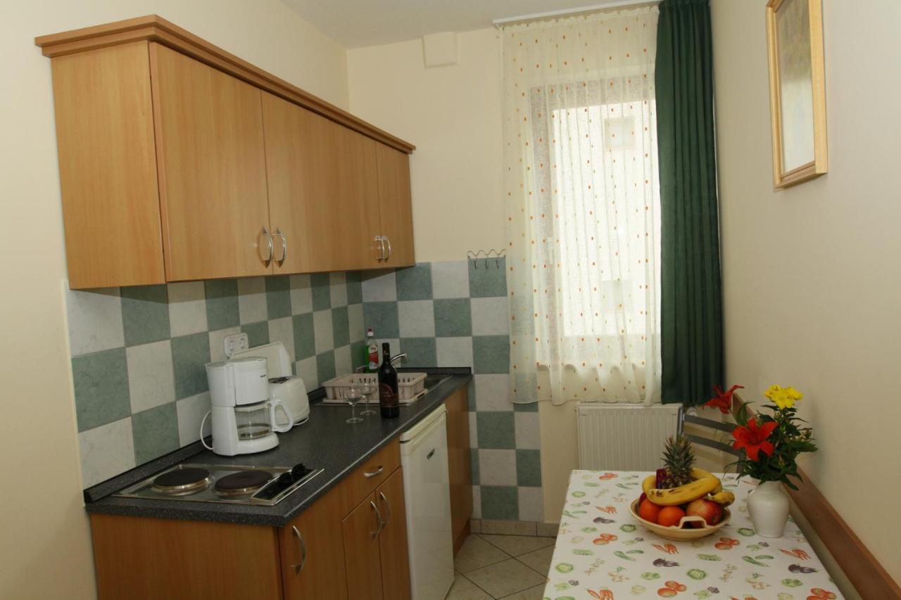 Erika Apartmanházak Hévíz Exterior foto