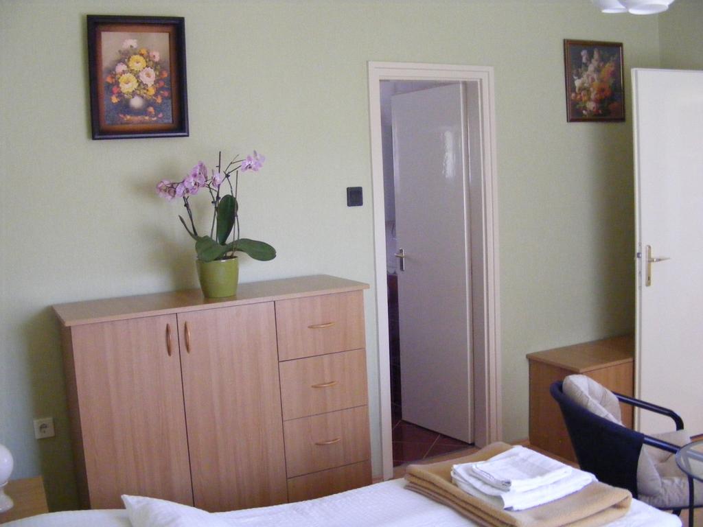 Erika Apartmanházak Hévíz Exterior foto