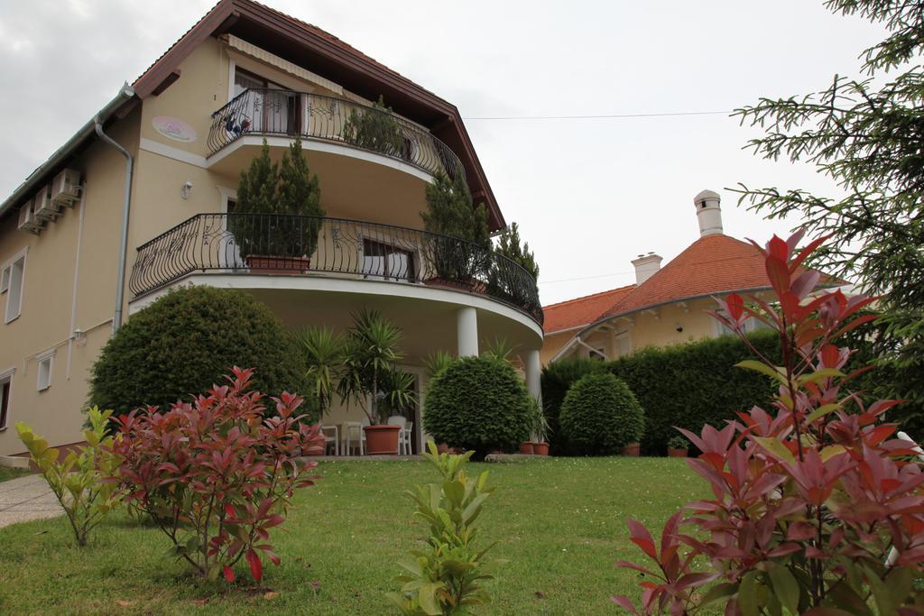 Erika Apartmanházak Hévíz Exterior foto