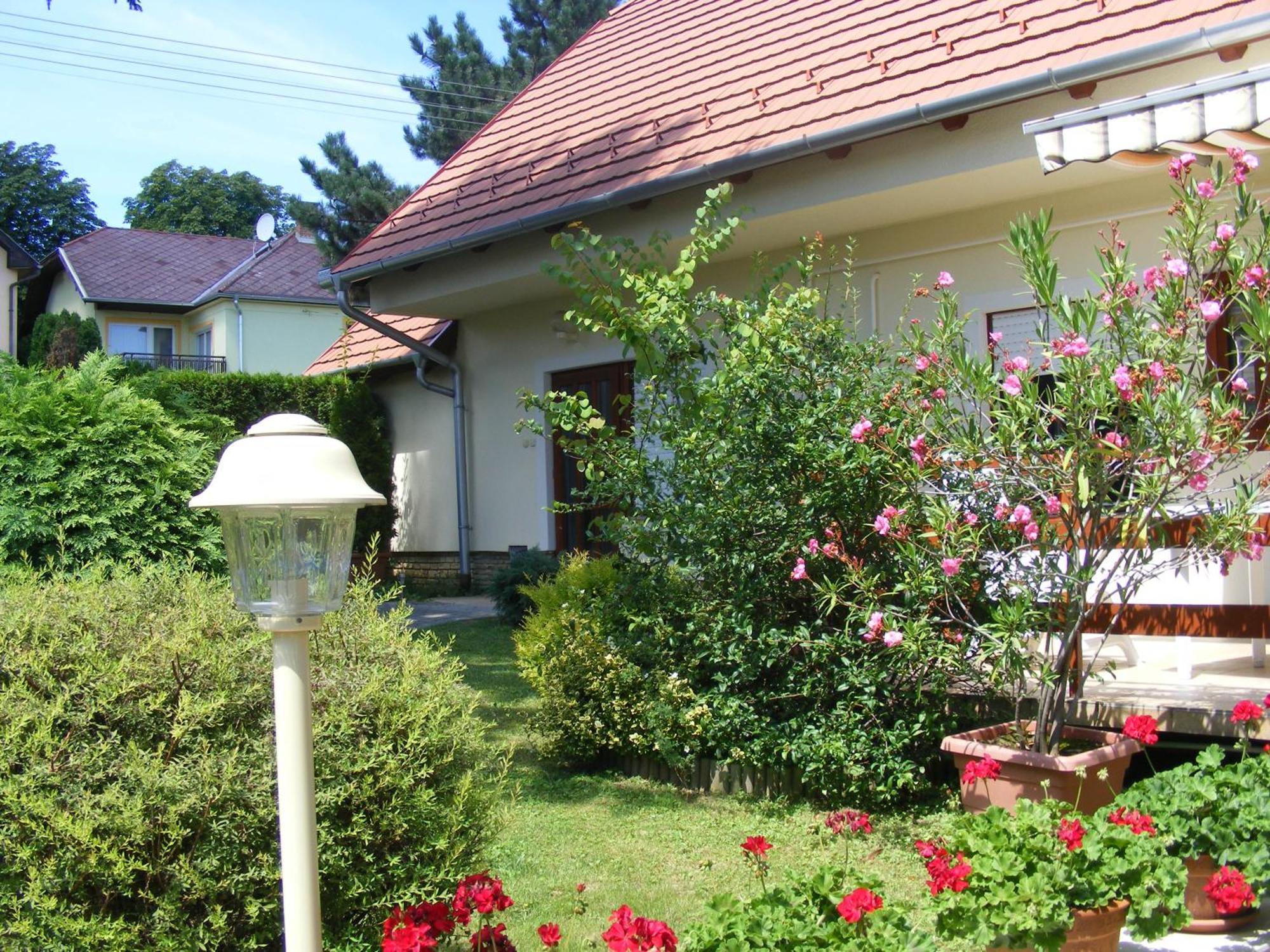 Erika Apartmanházak Hévíz Exterior foto