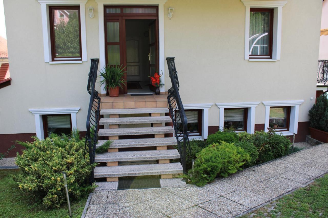 Erika Apartmanházak Hévíz Exterior foto